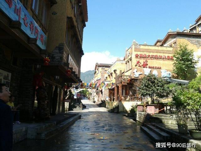 强化风险意识和底线思维 确保群众生命财产安全和城市有序运行